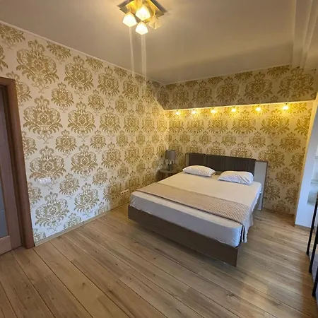 Apartment Twin Bedroom *